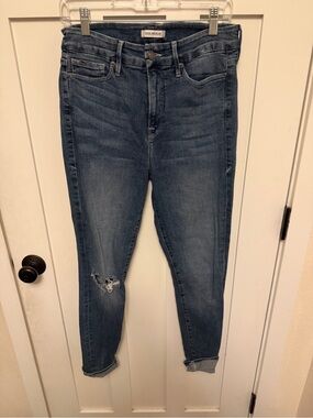 Good American Good Leg Jeans medium Wash denim Size 10/30 Light Distressed